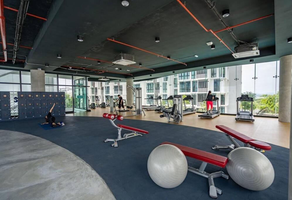 H2O Retreat Studio Home 5Min To Lrt By Premium Stay Petaling Jaya Exterior photo